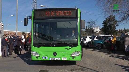 MOSCA ZOOM TV.00_00_20_21.Imagen fija015