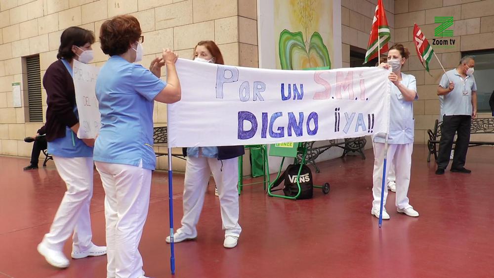 MOSCA ZOOM TV.00_00_39_15.Imagen fija013