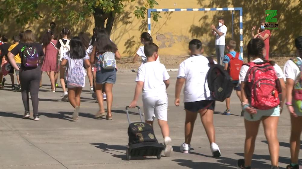 MOSCA ZOOM TV.00_00_51_00.Imagen fija119