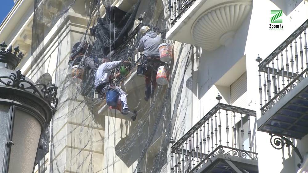 MOSCA ZOOM TV.00_00_33_10.Imagen fija076