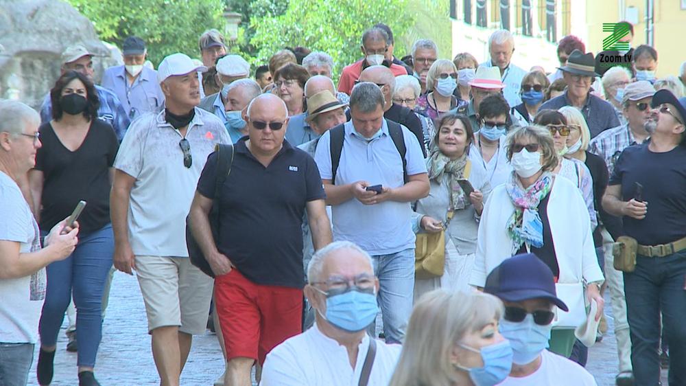 MOSCA ZOOM TV.00_00_59_20.Imagen fija131