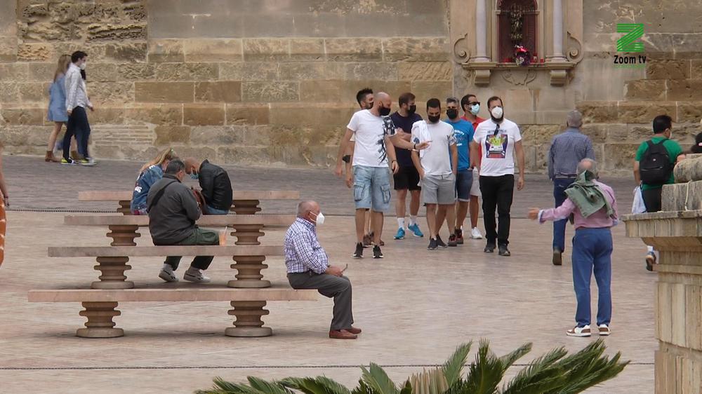 MOSCA ZOOM TV.00_00_54_04.Imagen fija111