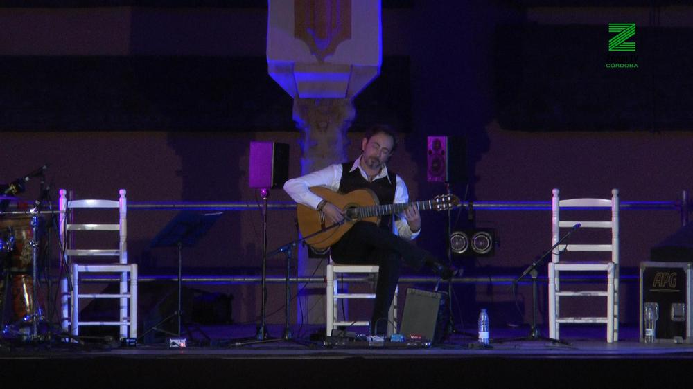 MOSCA ZOOM TV.00_00_51_16.Imagen fija080