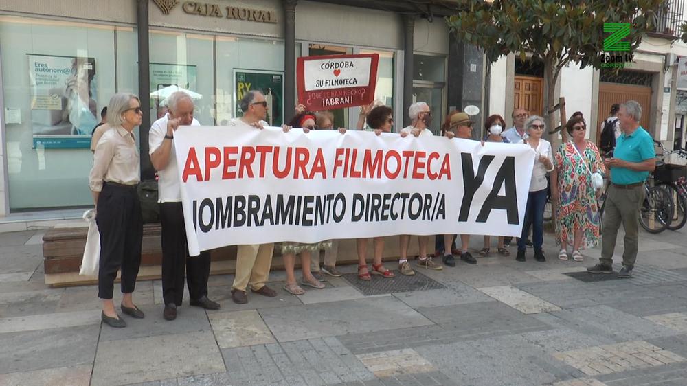 MOSCA ZOOM TV.00_00_01_17.Imagen fija162