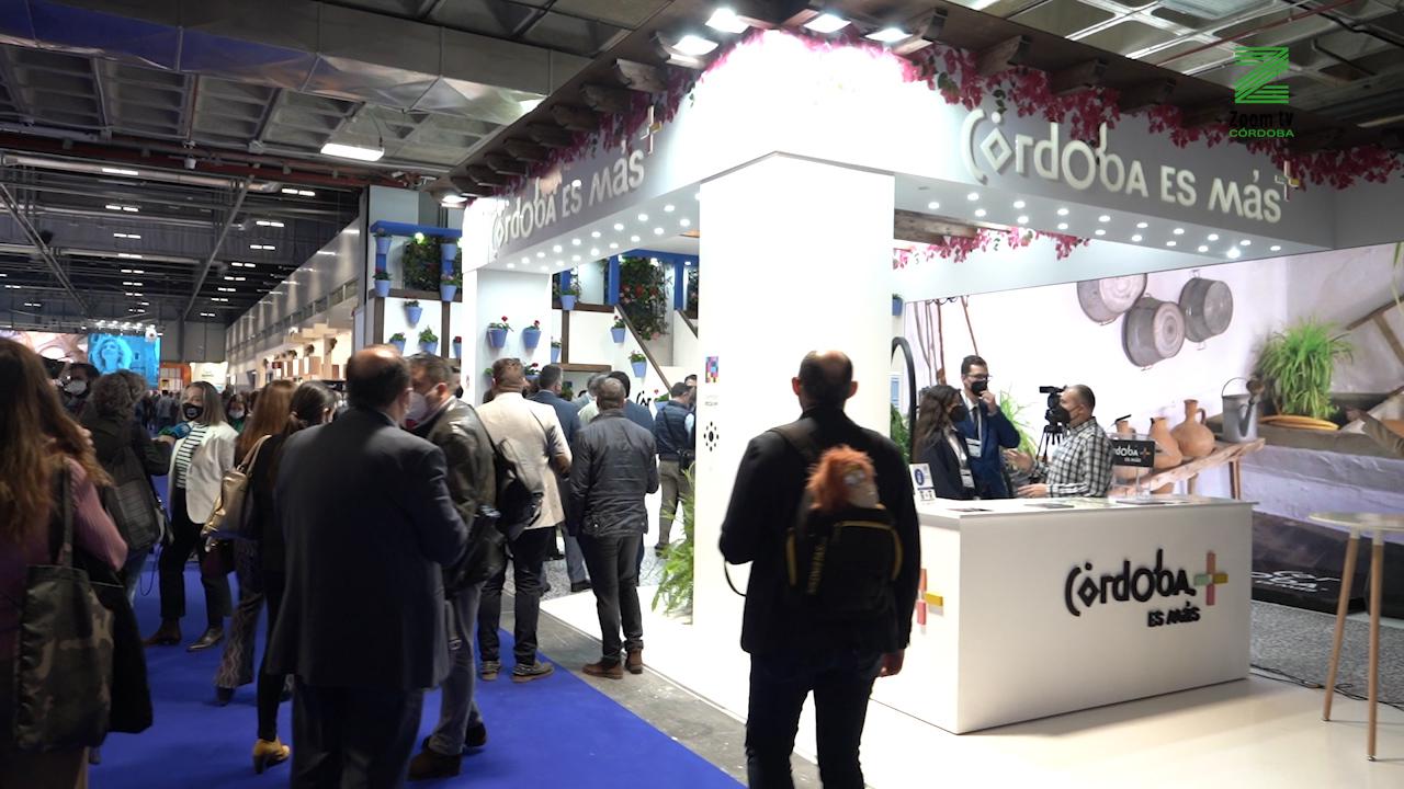 fitur ayun.00_00_04_17.Imagen fija001